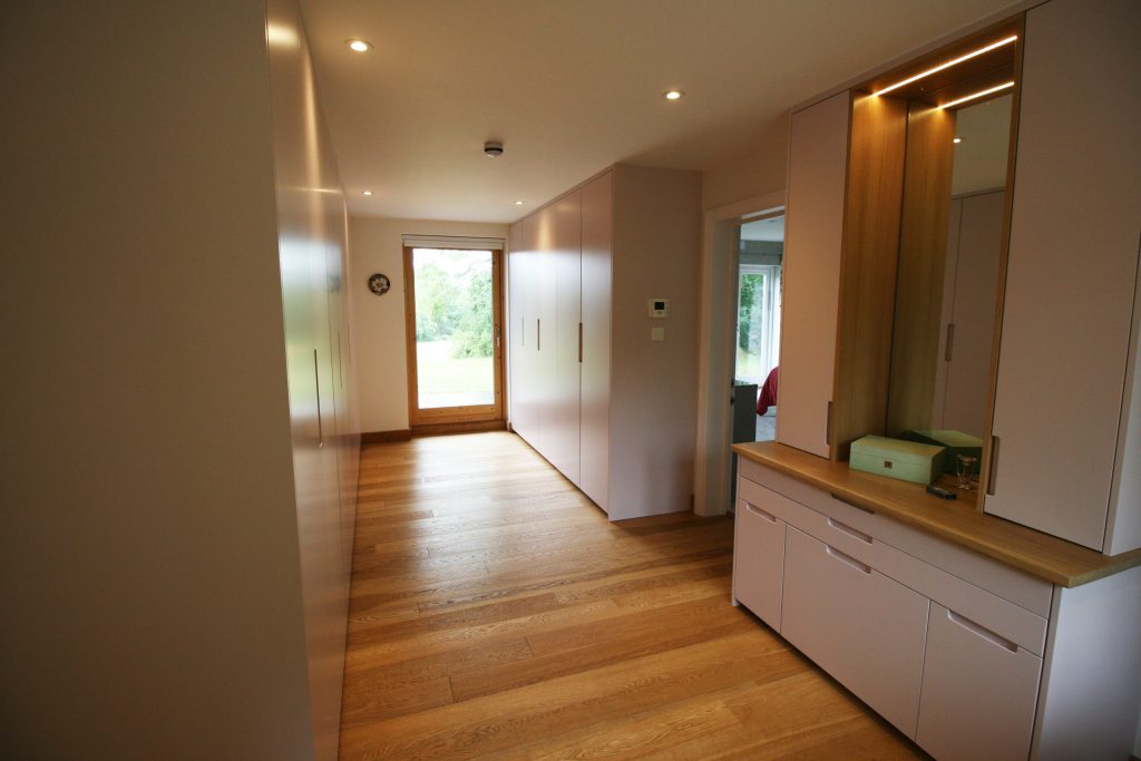 Bespoke-dressing-room